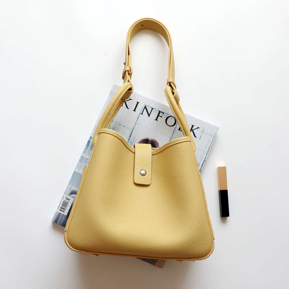 Top layer lychee grain genuine leather sugar cube bucket bag fashionable women shoulder crossbody underarm bag large capacity commuter versatile handb