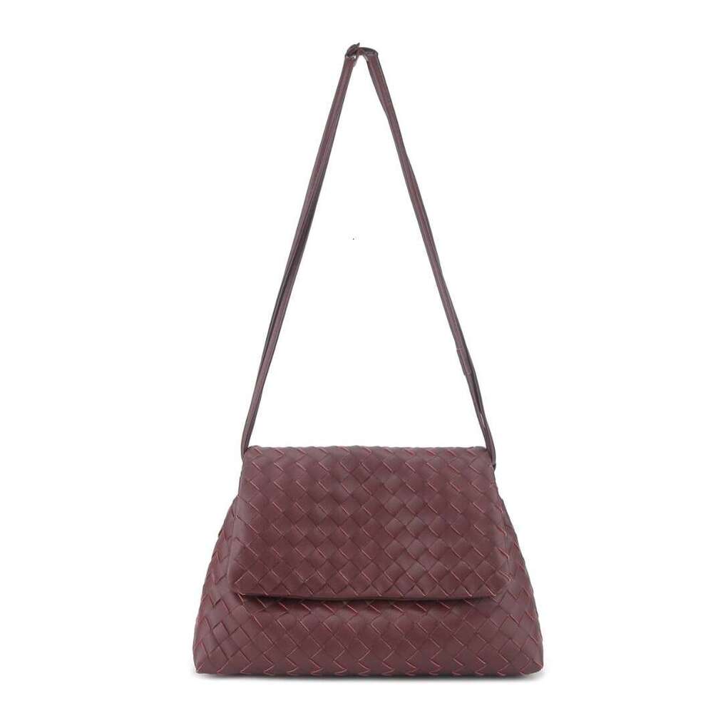 Flap shoulder bag genuine leather small square bag vintage handmade woven handbag fashionable crossbody daily bag SENYY