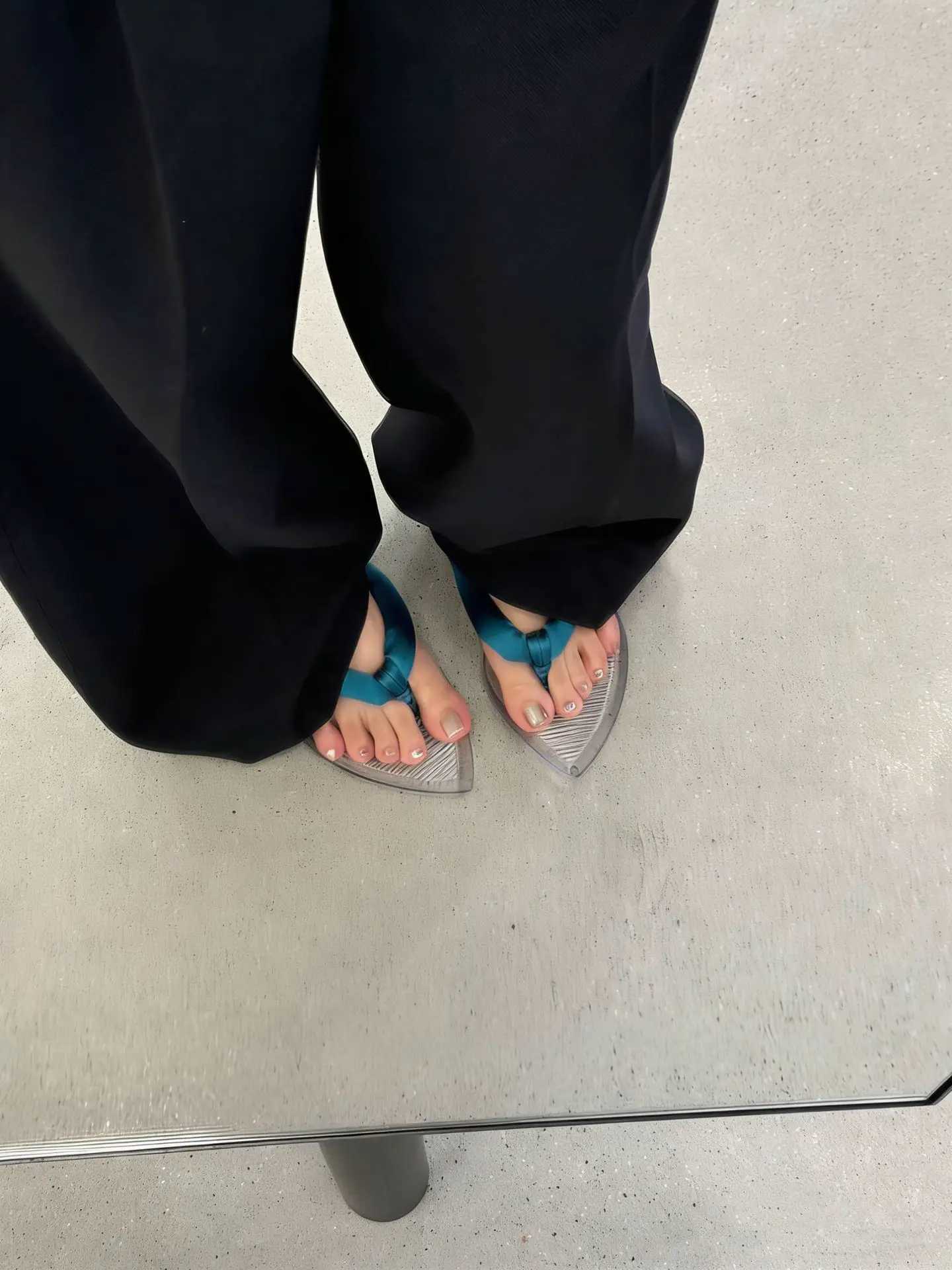 Summer Ladies 2 cm Heels Sandals Fashion Beach Shoes Trendy College Girls Jelly Shoes Transparent Pointed Flip Flops for Women X260701 - view 4