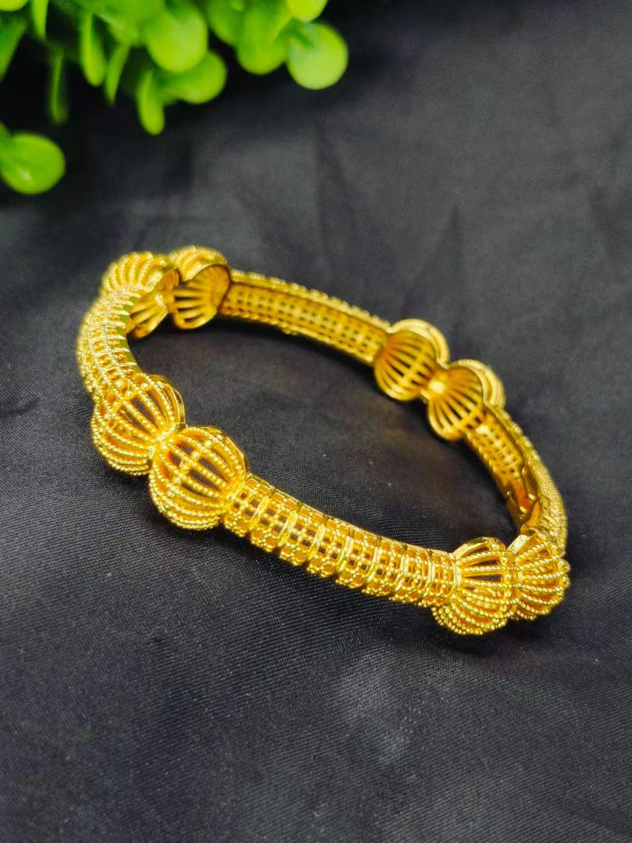 Dubai Gold Color Bangles For Women Indian Jewelry Bangle Wedding Egyptian African Jewellery Wholesale Designer Bracelets - view 5