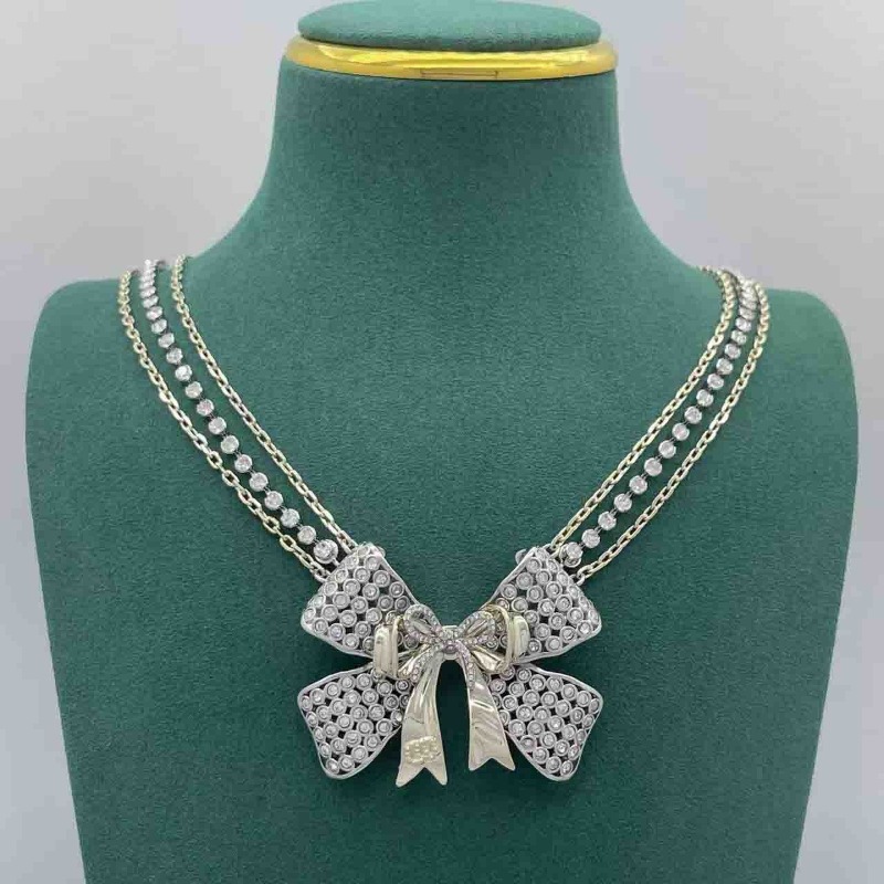 Luxury Lite Bow shaped Jewelry Necklace Fashionable and Versatile Diamond Studded Chain Necklace Simple and Unique Collar Chain