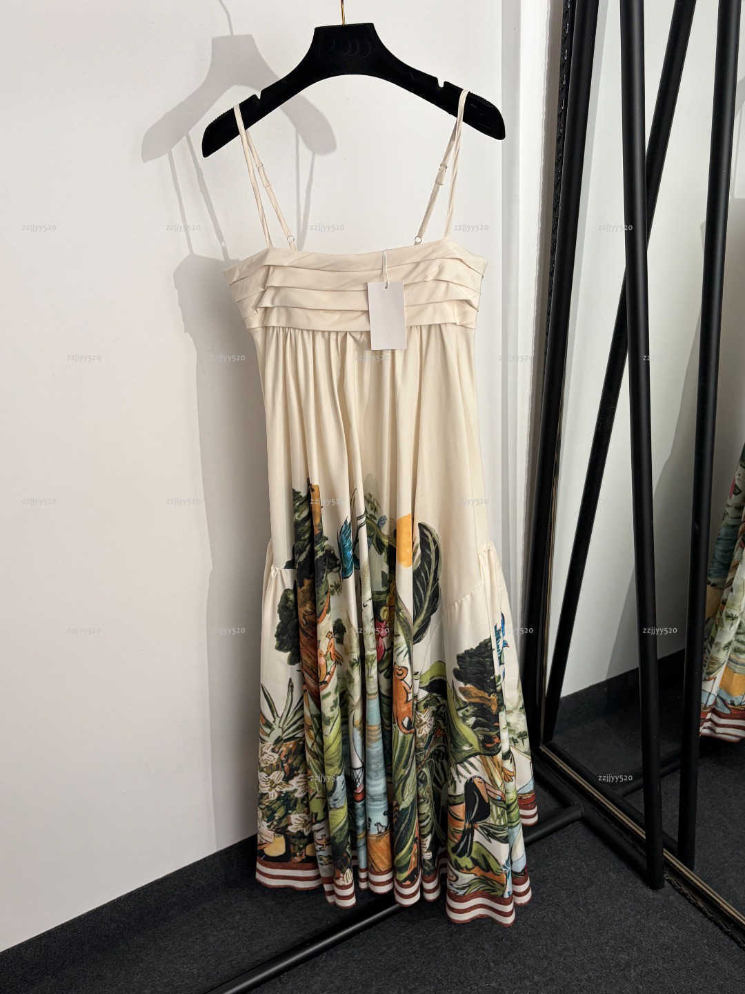 Brand runway dresses women designer dress Summer lady dresses women designer clothes vacation style animal print suspender dress A1380X01N072