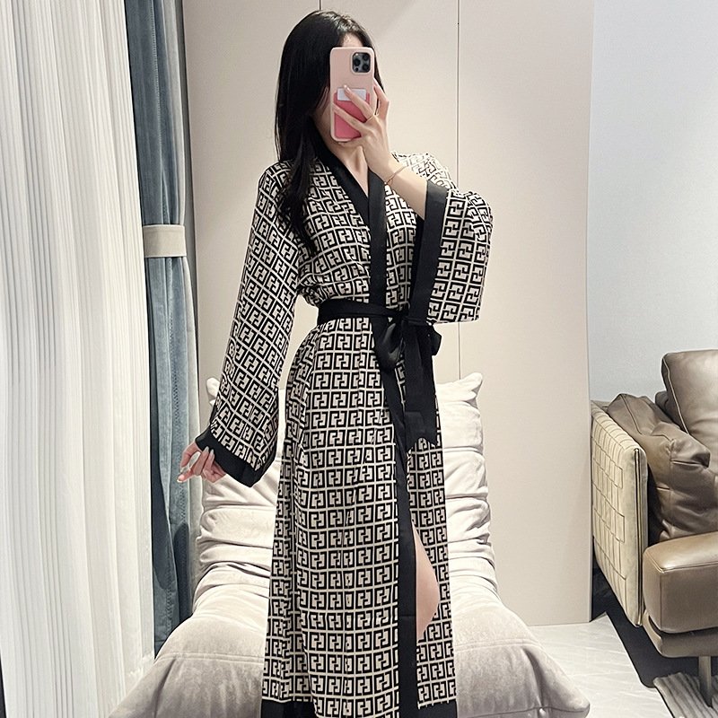 Designer plus-size long-sleeve nightgown, ice silk women's spring-summer loose-fitting long robe with tie, high-end printed loungewear
