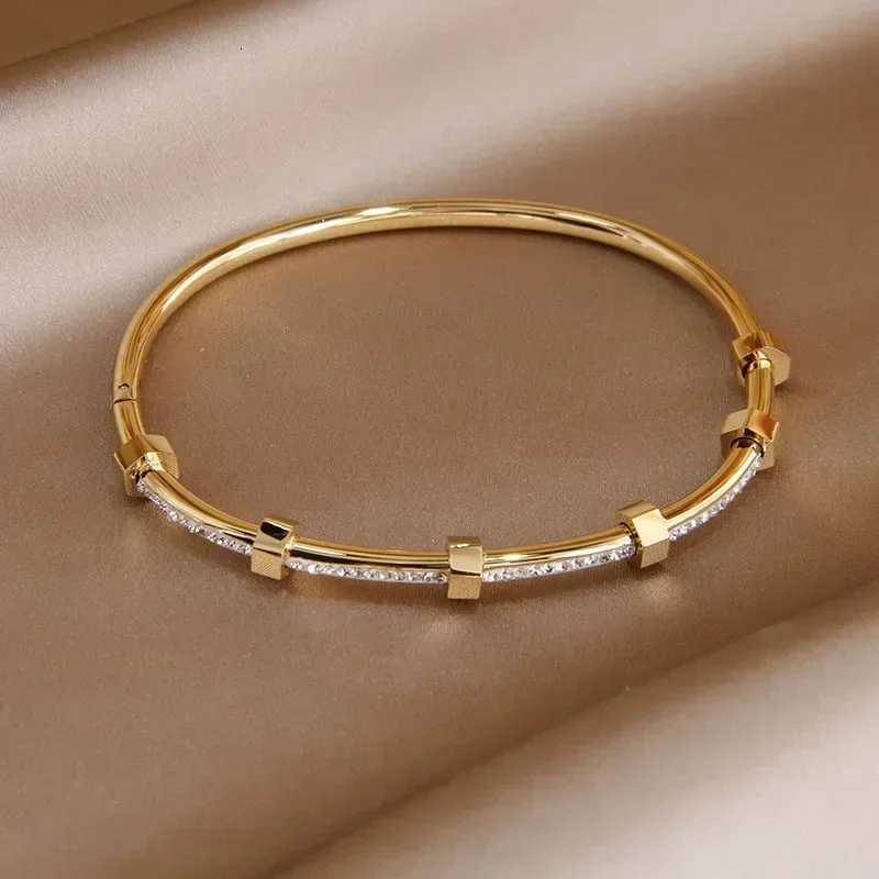 316L Stainless Steel 18K PVD Plated Open Bracelets for Women Fashion Brand Jewelry Delicate Full Crystal Golden BanglesT260703 - view 3