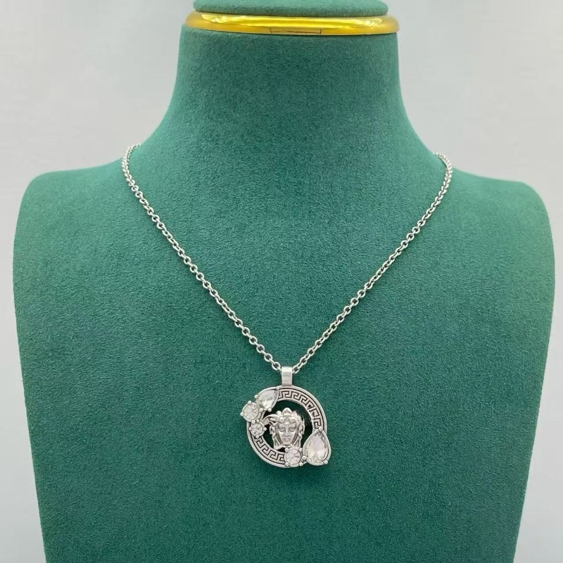 Luxury Sophisticated European Pendant Necklace Guardian Angel Engraved Coin shaped Ring Collar Chain Trendy and Unique Necklace