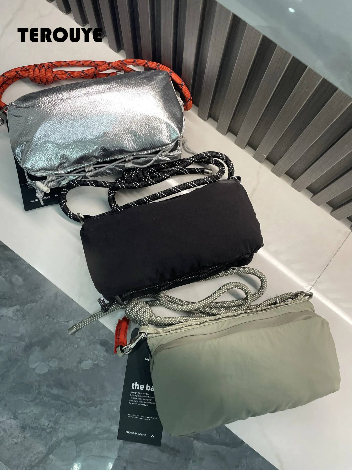 Topologie Waterproof Sports New Lightweight Matching Men's And Women's Single Shoulder Crossbody Bag - view 3