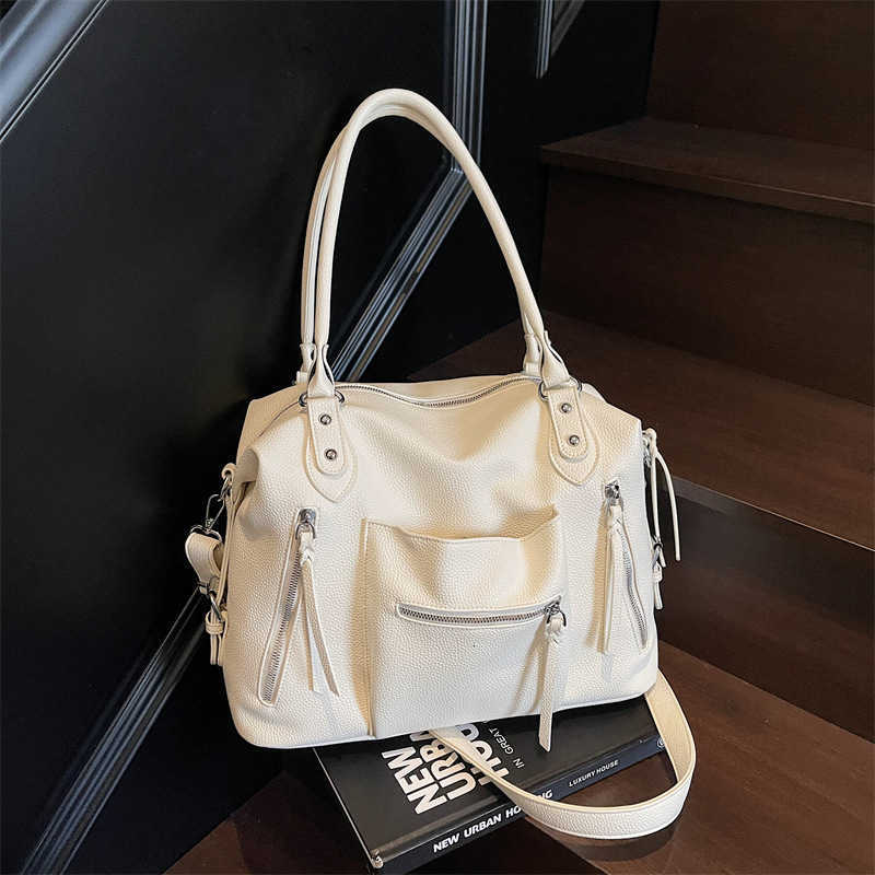 Tote bag with large capacity, stylish and elegant, suitable for professional commuting, single shoulder crossbody bag, versatile and fashionable.T2607 - view 3