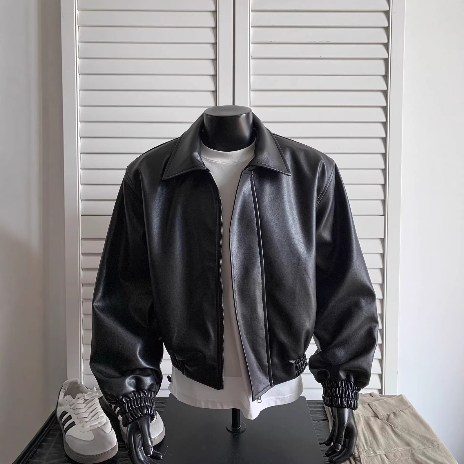 Men Jackets PU Leather Solid Color Lapel Long Sleeve Crop Coats Streetwear Zipper Fashion Casual Outerwear 240826
