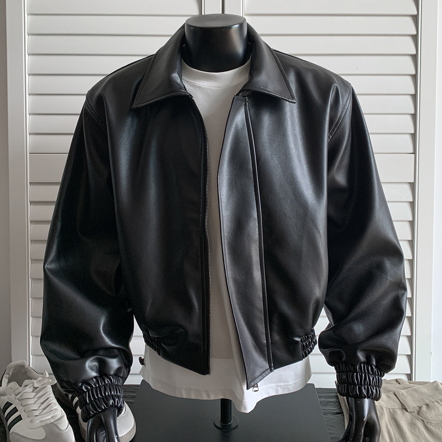 Men Jackets PU Leather Solid Color Lapel Long Sleeve Crop Coats Streetwear Zipper Fashion Casual Outerwear 240826
