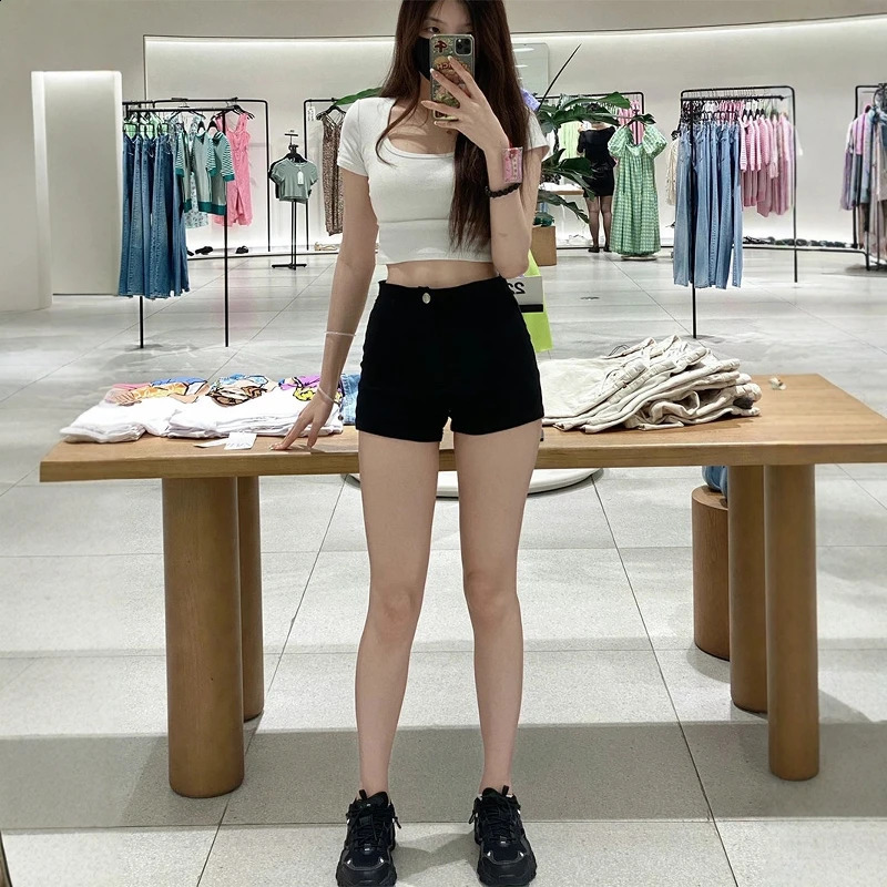 Summer High Waist Black Denim Shorts Super Short Trendy Girls Tight Jeans Cotton Casual Straight Leg Pants 260707
