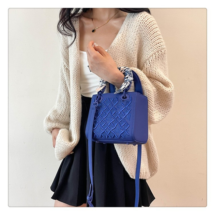 Tote Shoulder Ladies Handbag Designer Trendy Fashion Exquisite Large Capacity Shopping Crossbody Bag Color Various - view 4