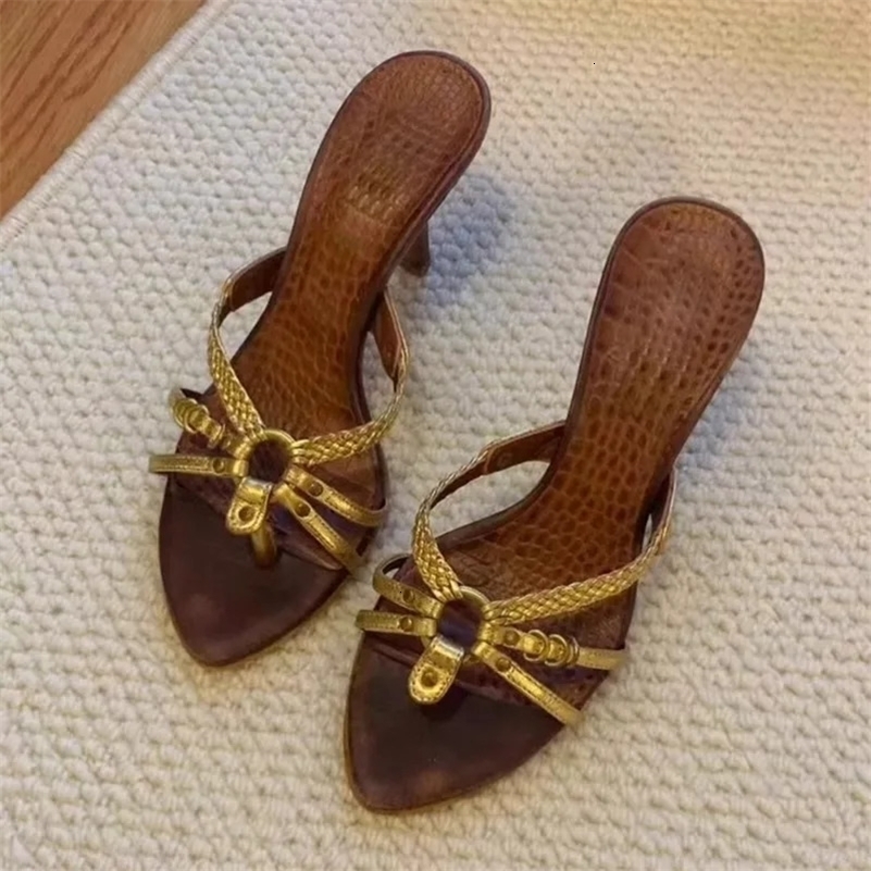 Womens Open-Toe Woven Cross Band Sandals Summer Outdoor Wear Middle-aged Vintage Thin Heel Pointed Toe High Heels 260706