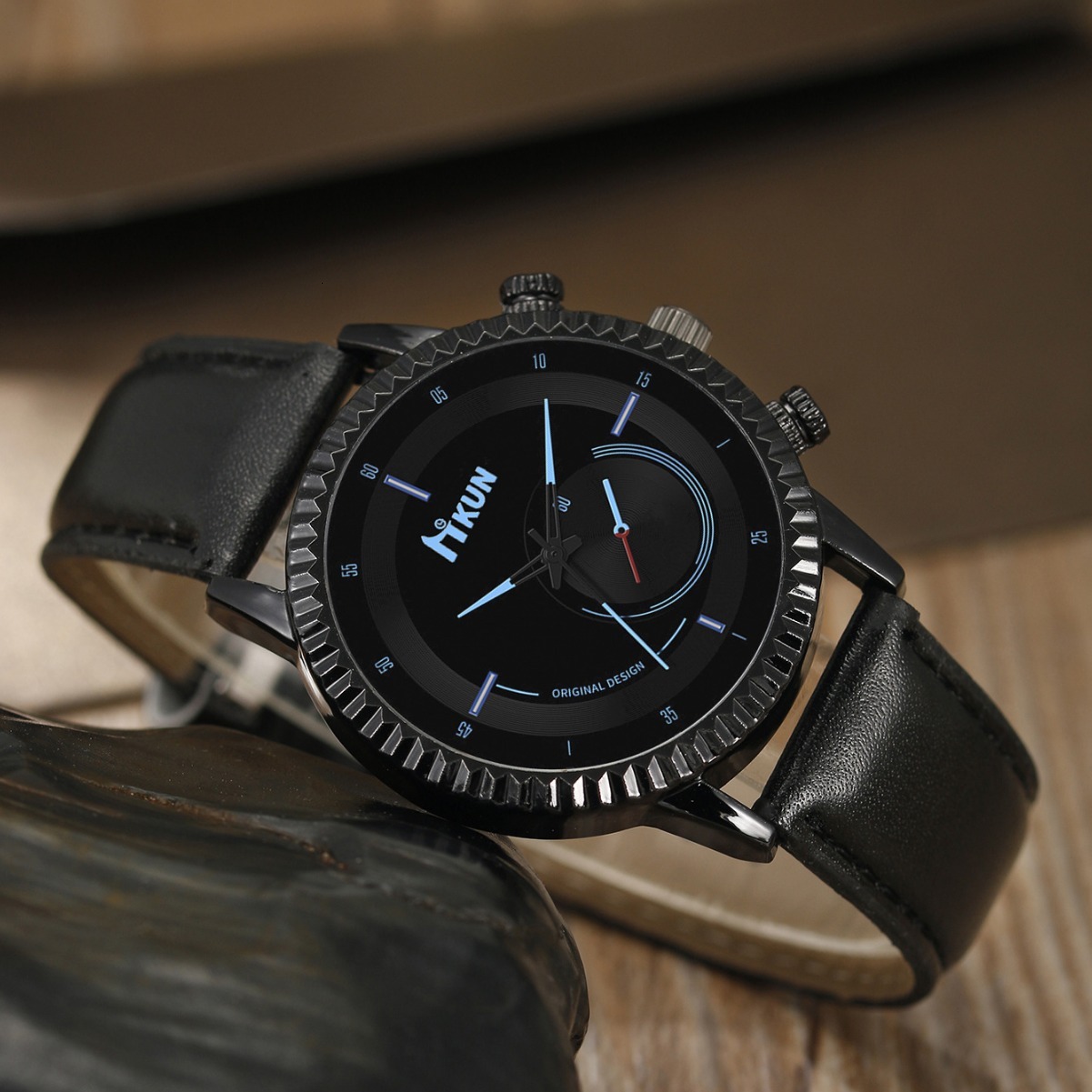 Men Wrist quartz Watch 2026 Creative Personalized Gear Dial Leather Strap Men's Quartz Wristwatch Korean Version Student Sports Beaded Bracelet S