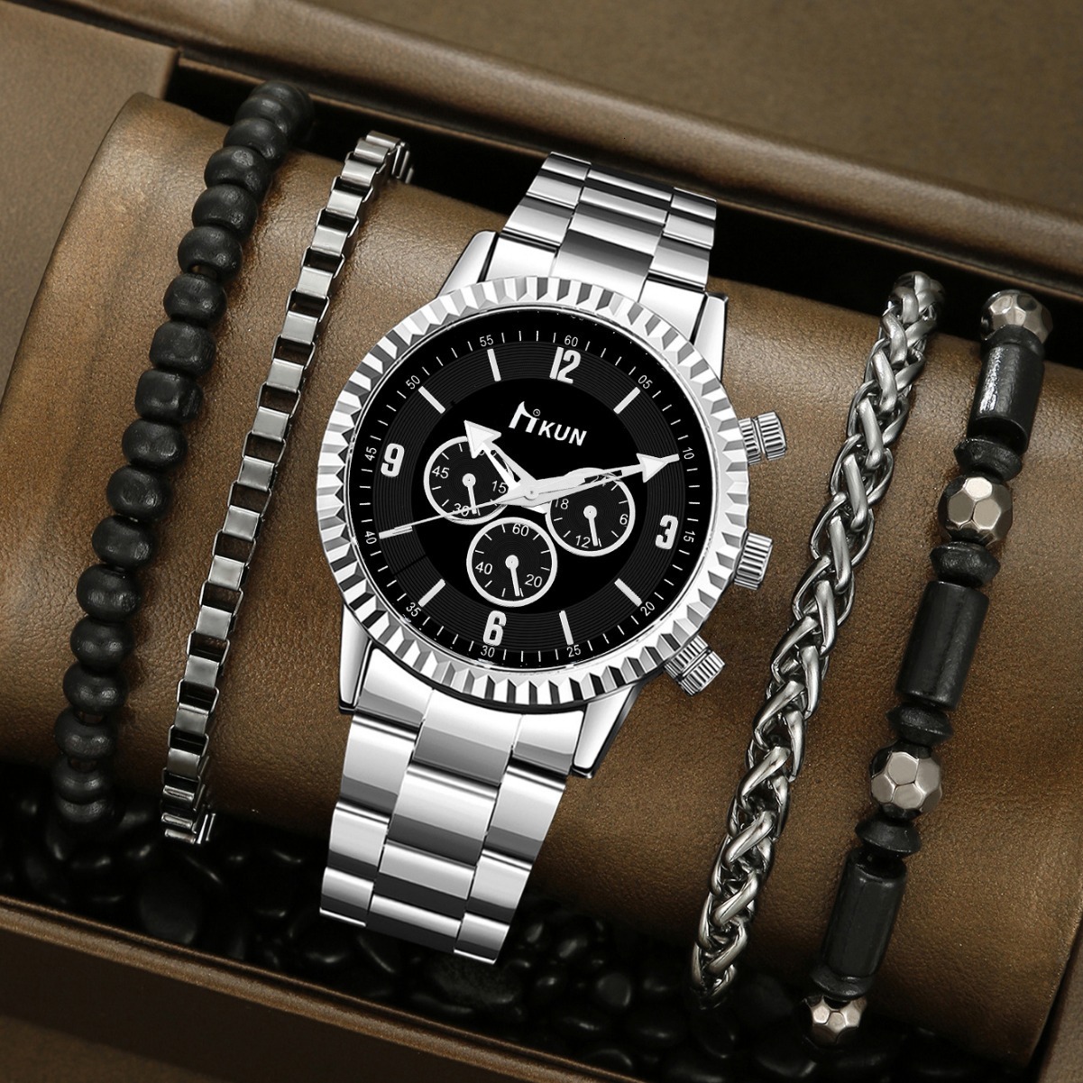 Men Wrist Watch Trendy Creative Sports-Style Personalized Fake Three-Eye Gear Dial quartz Student Steel Band And Beaded Bracelet Set, Available For Dr