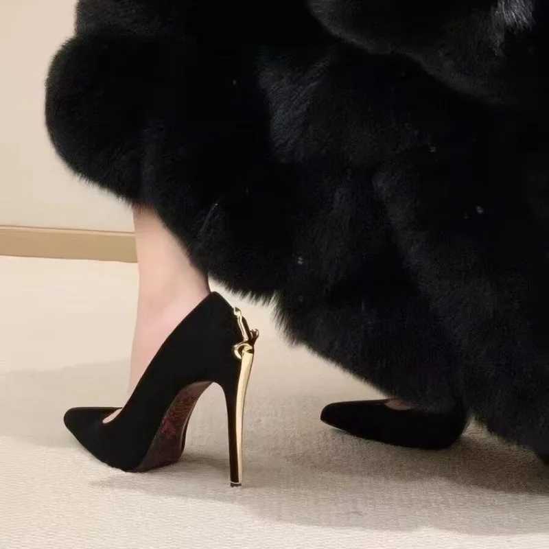 2026 Early Spring New High Heels Womens Fine Heels Pointed Metal Swords Sexy Queen Black Lacquer Leather Single ShoesT260707 - view 5