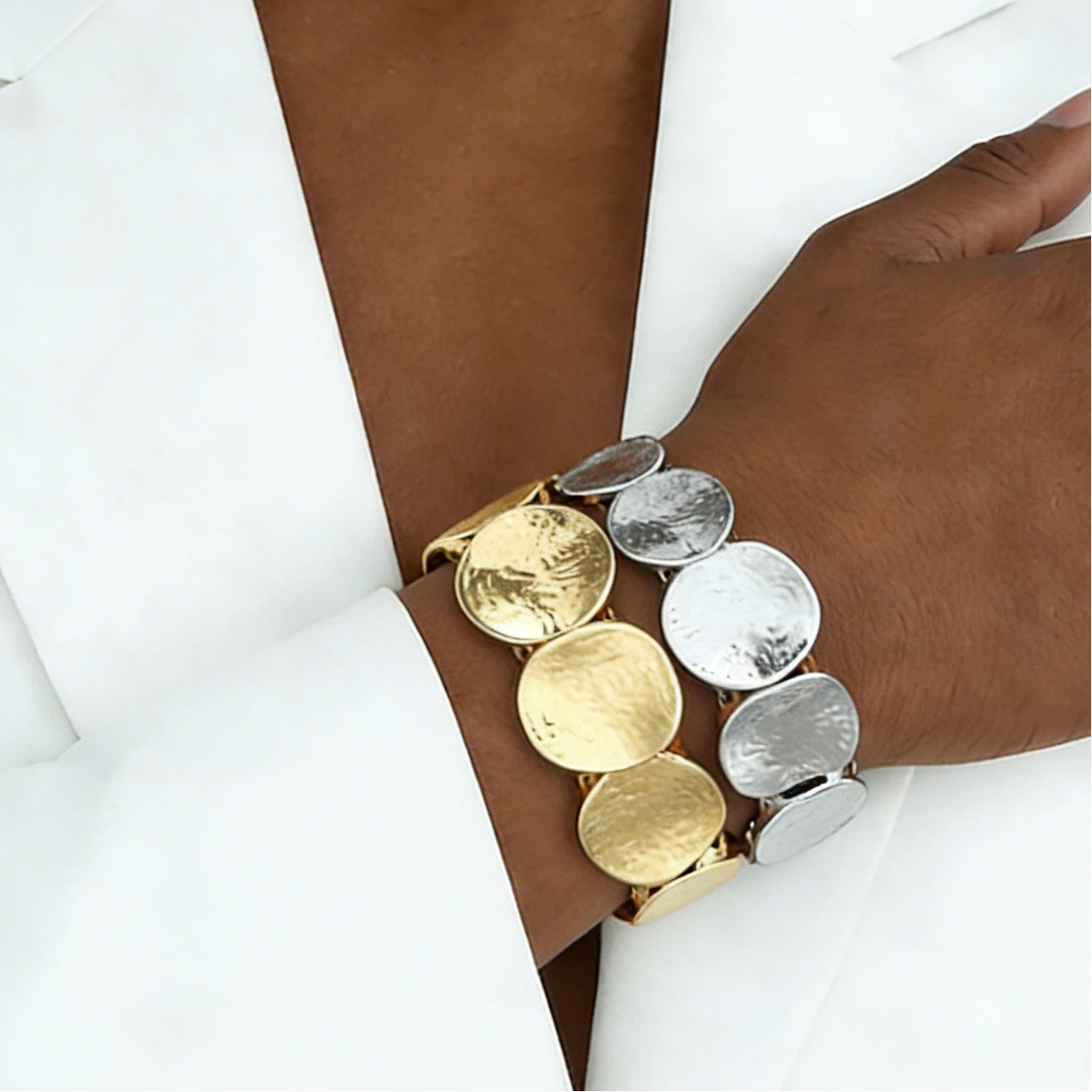 Heavy-Duty Small-Scale Accessory: Personalizable Metallic Geometrical Elastic Wristband