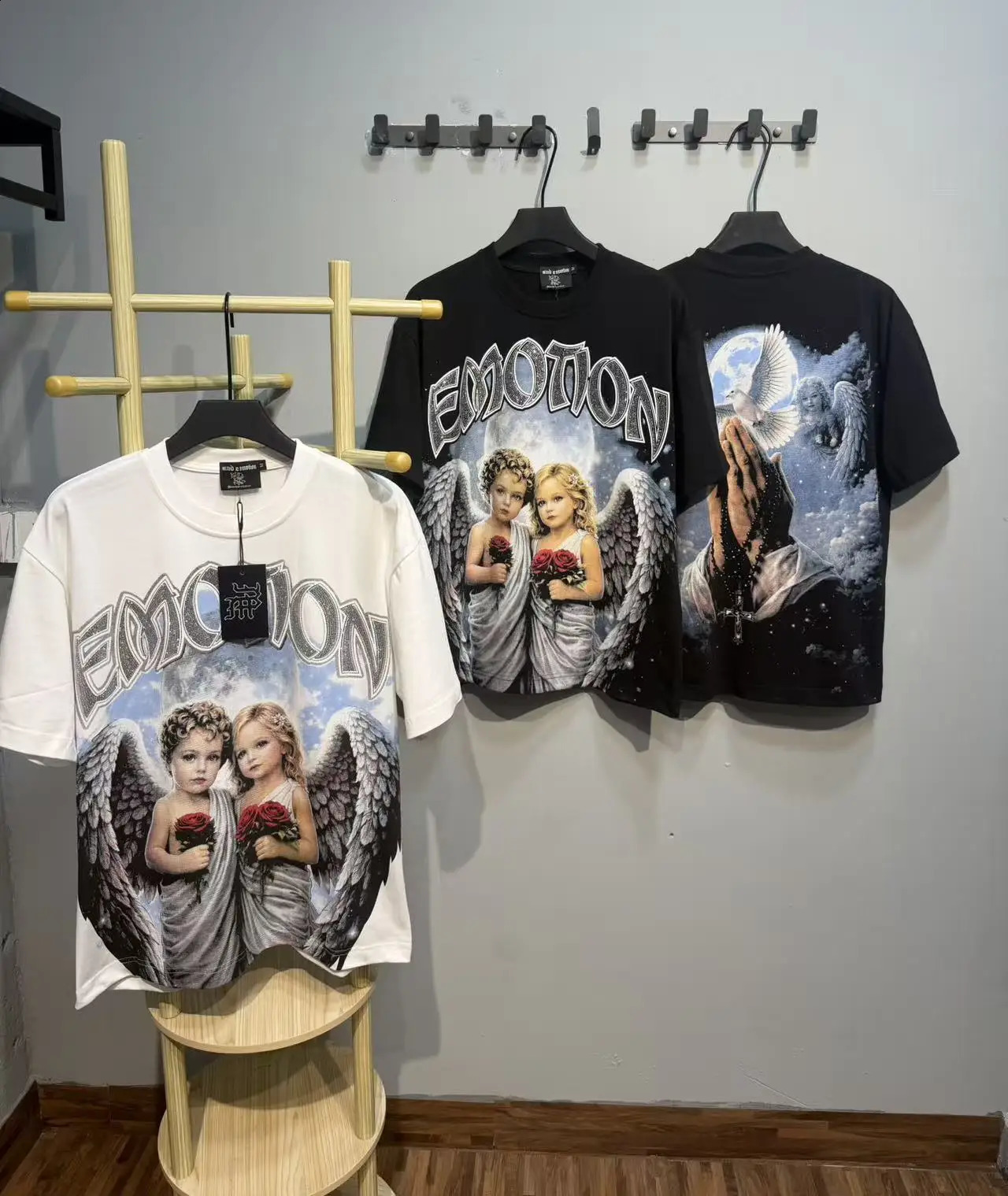 MIXED-EMOTION Angel print Rhinestone printed pattern T shirts Men Women T-shirt Loose cotton casual Shinning Diamond Tees Oversized Tops 260707BJ - view 4