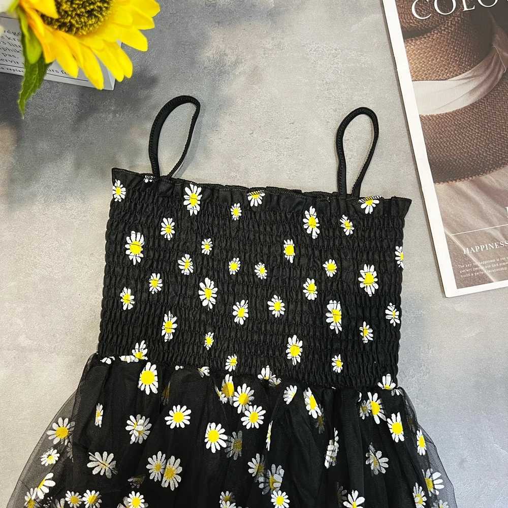 Printed YuooMuoo Chic Florals Fashion Daisy Dress 2026 New Summer Women Spaghetti Straps Slim Waist Party Dress Beach Vestidos H260707