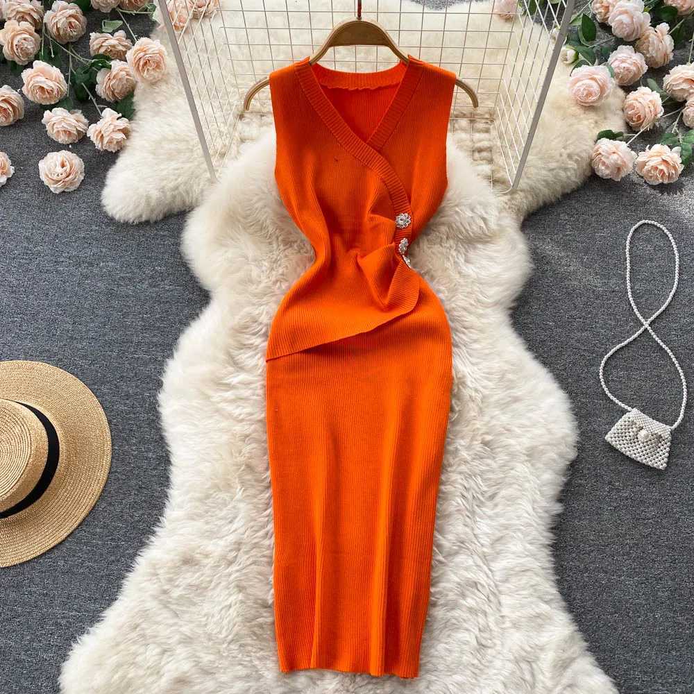 Elegant YuooMuoo Summer Women Buttons Dress Slim Waist Knitted Bodycon Dress Lady Sleeveless Package Hips Party Vestidos H260707