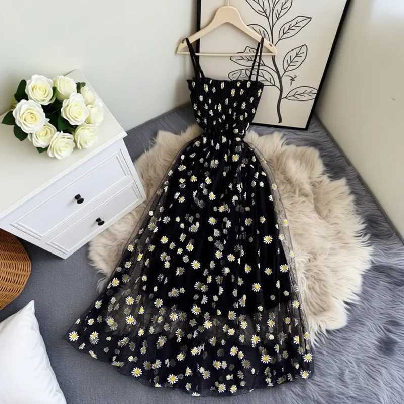 Printed YuooMuoo Chic Florals Fashion Daisy Dress 2026 New Summer Women Spaghetti Straps Slim Waist Party Dress Beach Vestidos H260707