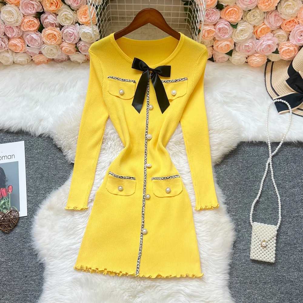 2025 Dress YuooMuoo Autumn Winter Women Slim Elastic Sexy Wrap Hips Knitted Mini Dress Festival Lady Red Black Party Vestidos H260707