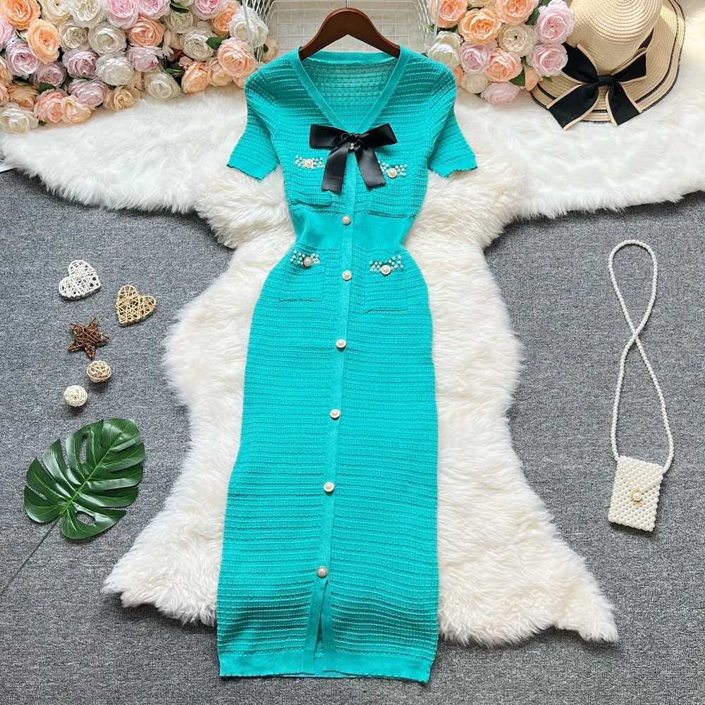 Bow YuooMuoo Chic Fashion V-neck Elegant Wrap Hips Knitted Dress Women Brand Fashion Pearl Buttons Bodycon Office Lady Vestidos H260707