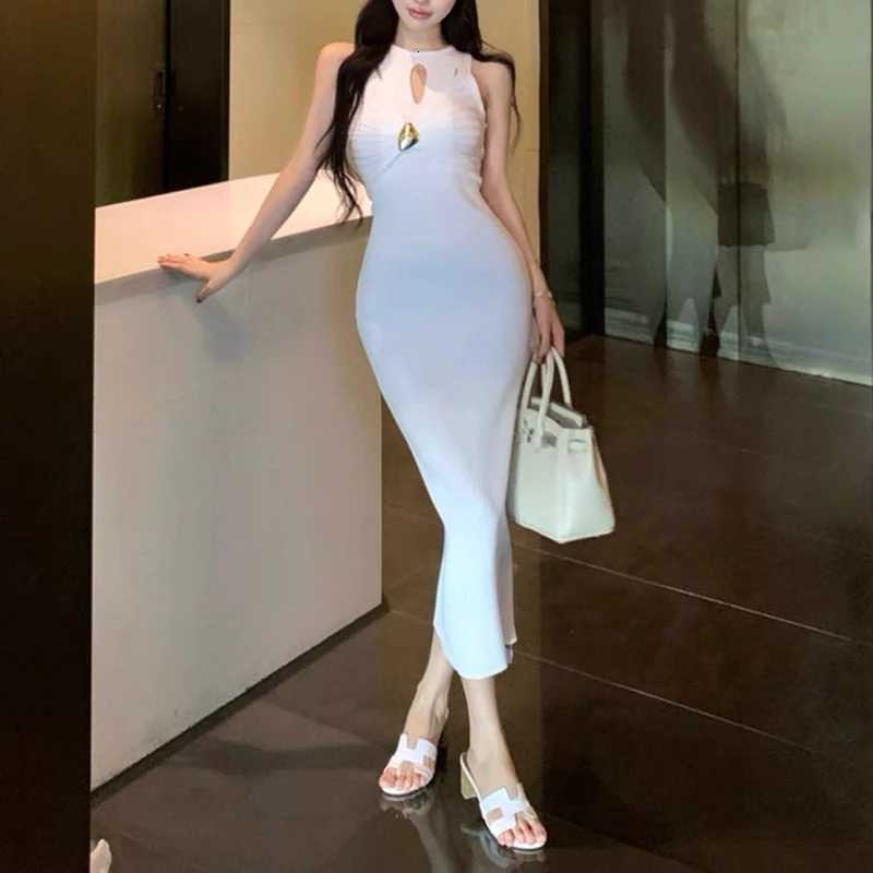 Package YuooMuoo Hips Chic Fashion Sexy Knitted Summer Dress Women Metal Buckle Knot Bodycon Long Dress Lady Party Vestidos H260707