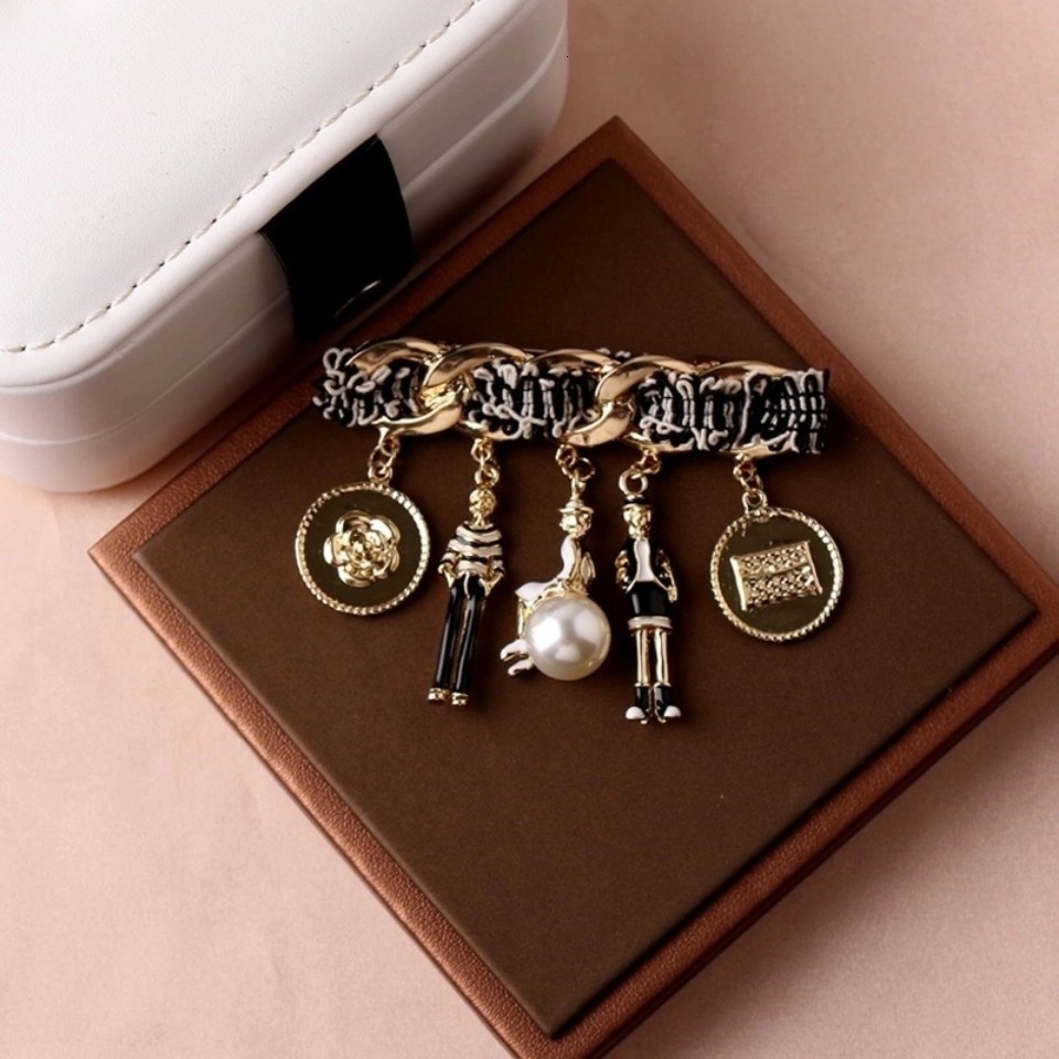 Vintage Black Bar Hair Clip Multi Charms Pendant Gold Plated Hair Barrette Women Luxury Daily Party Hair Accessory Jewelry - view 5