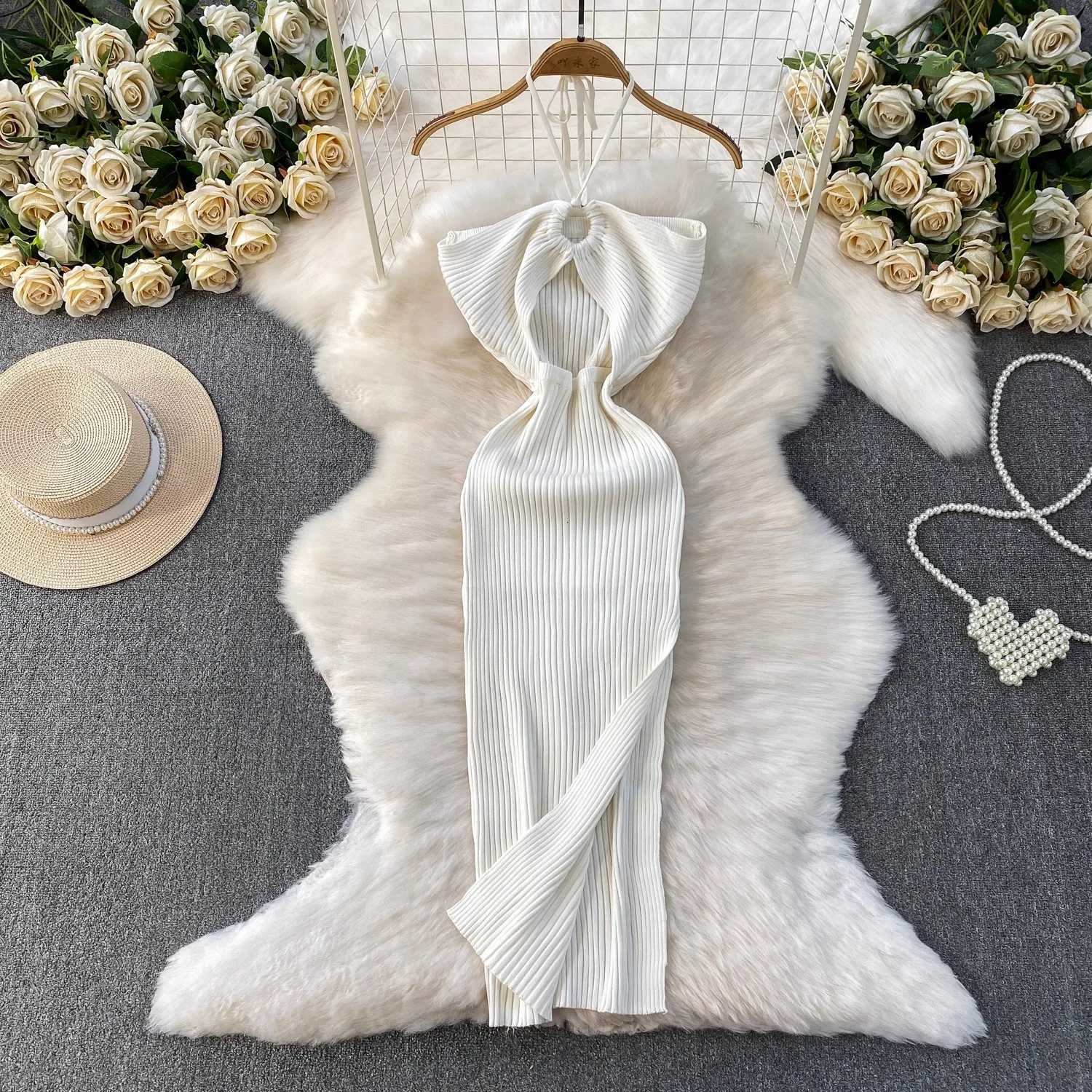 Sexy Hips YuooMuoo Wrap Vacation Style Split Knitted Summer Dress 2026 New Y2K Halter Skinny Long Bodycon Party Dress Beach Robe H260707