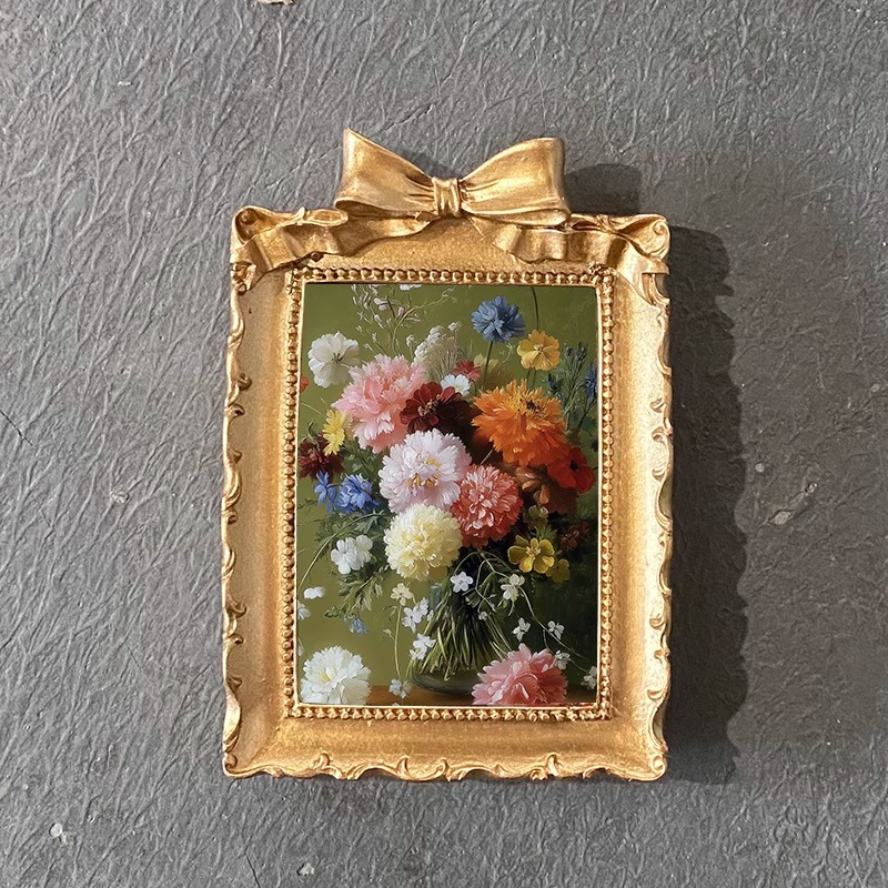Creative gold modern minimalist resin photo frame, 6/7-inch desktop ornament - view 3