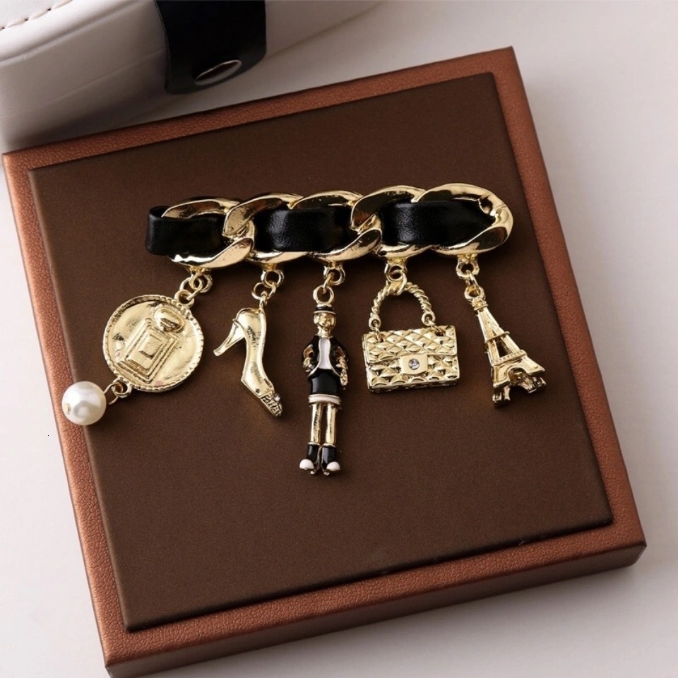 Vintage Black Bar Hair Clip Multi Charms Pendant Gold Plated Hair Barrette Women Luxury Daily Party Hair Accessory Jewelry