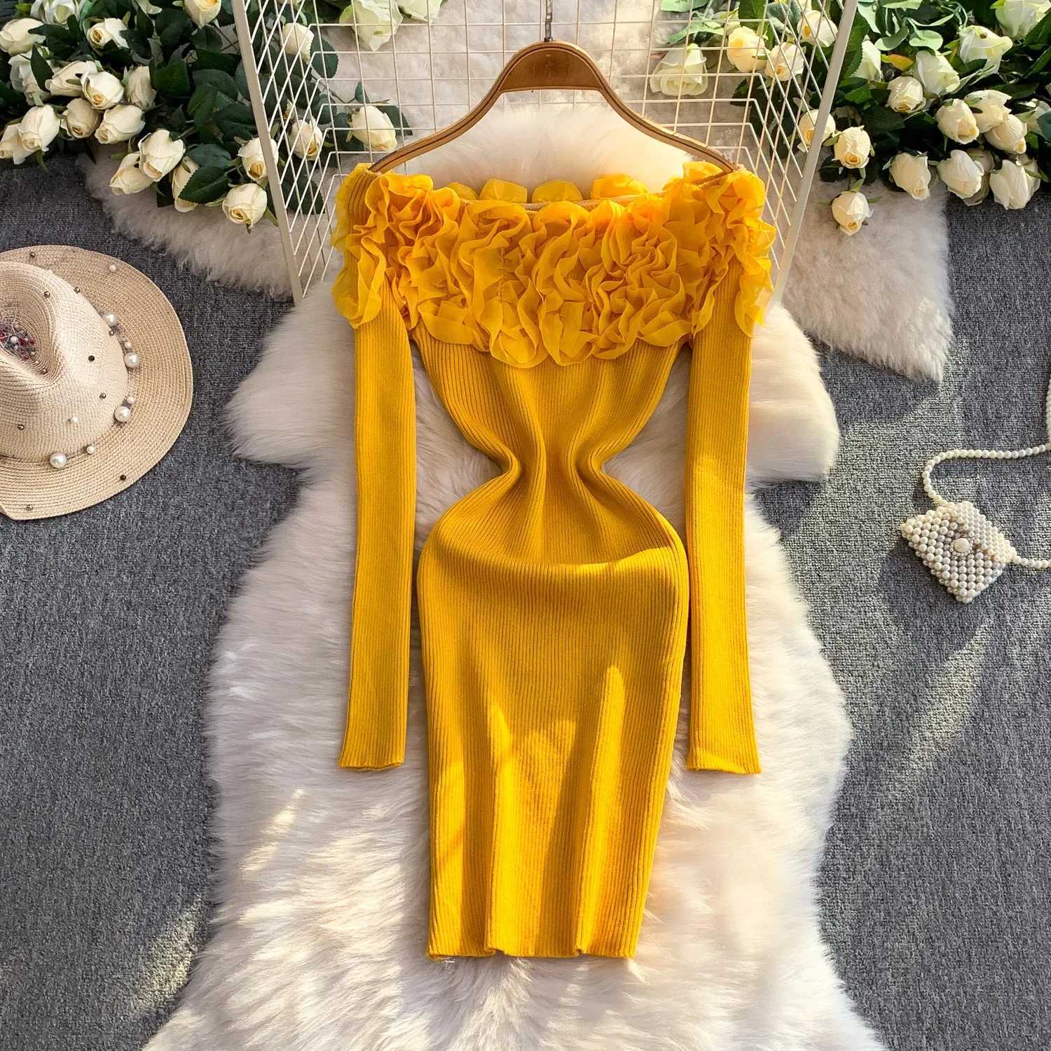 Hips YuooMuoo Chic Package Fashion Sexy Knitted Mini Dress 2025 New Y2K 3D Flowers Long Sleeve Party Dress Streetwear Outfits H260707