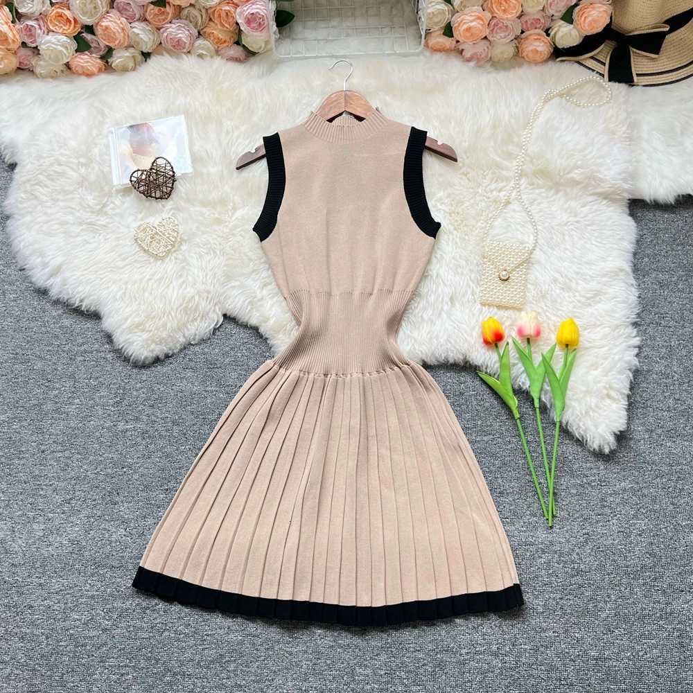 A-line Short YuooMuoo Knitted Chic Fashion Women Dress 2025 Summer Elegant Y2K Slim Waist Pleated Party Dress Streetwear Vestido H260707