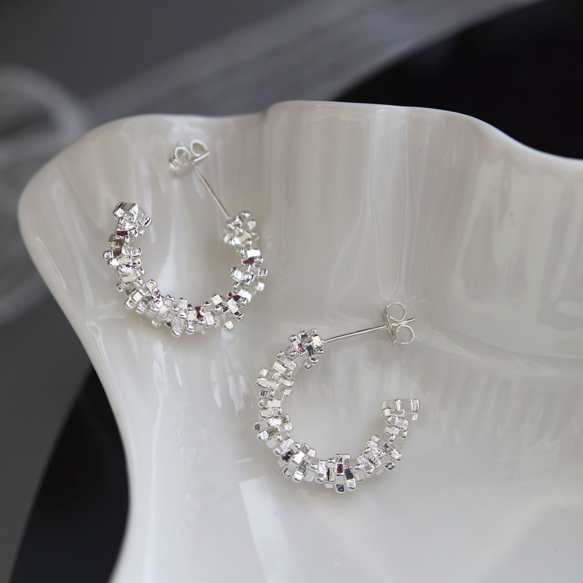 Elegant silver designer earrings for women minimalist classic new Chinese style earrings with piercing & clip options luxury jewelry birthday gifts fo
