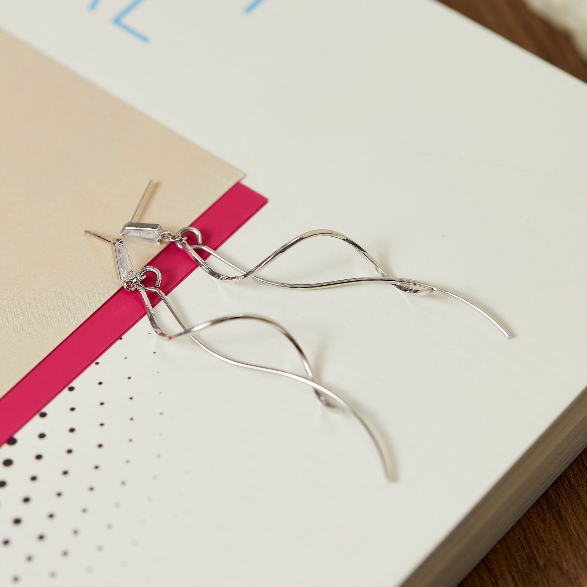 Elegant silver designer earrings for women minimalist classic new Chinese style earrings with piercing & clip options luxury jewelry birthday gifts fo