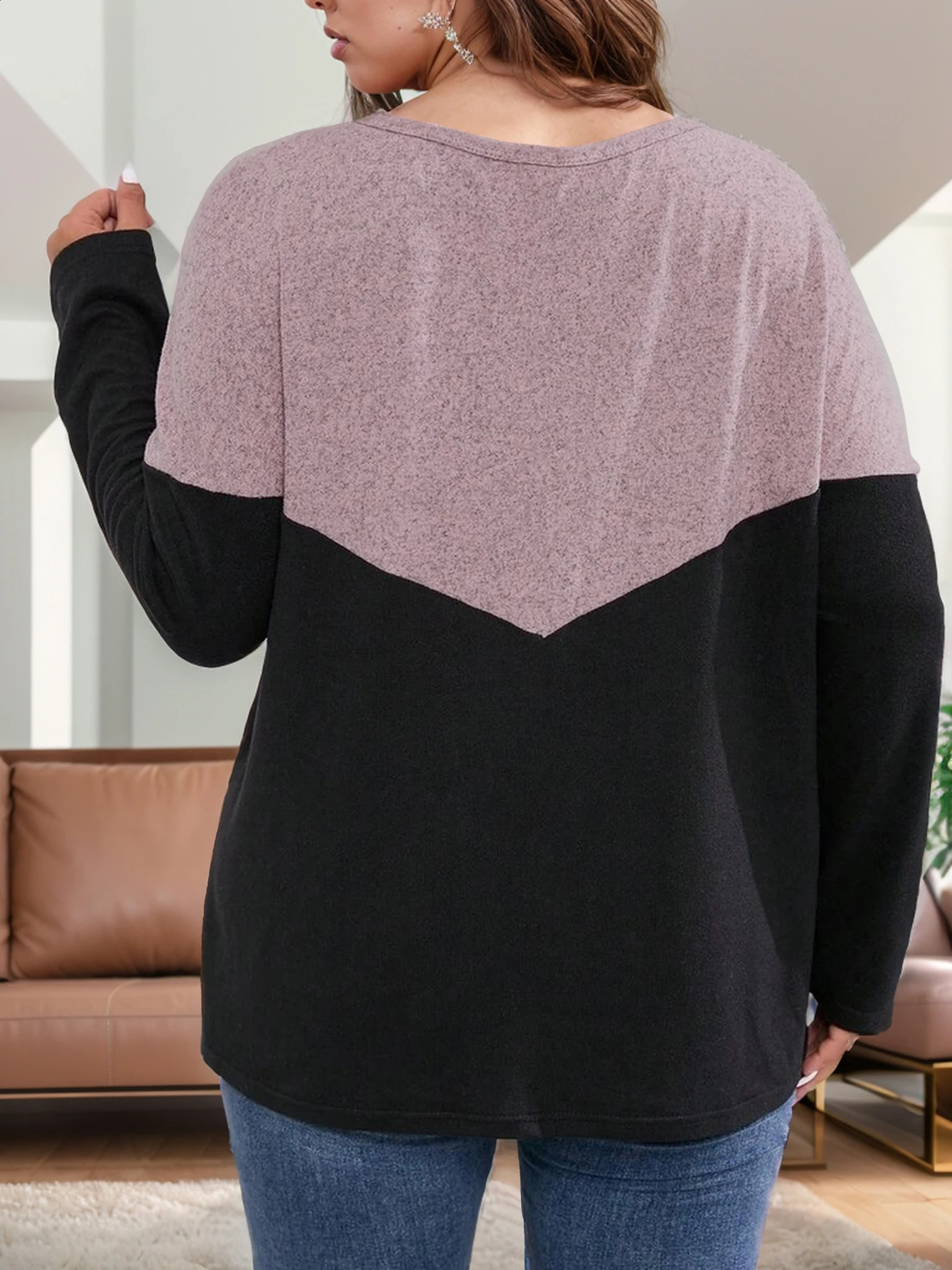 Orientation Plus Size Womens Long Sleeve Colorblocked Round Neck Top 260711banjia - view 3