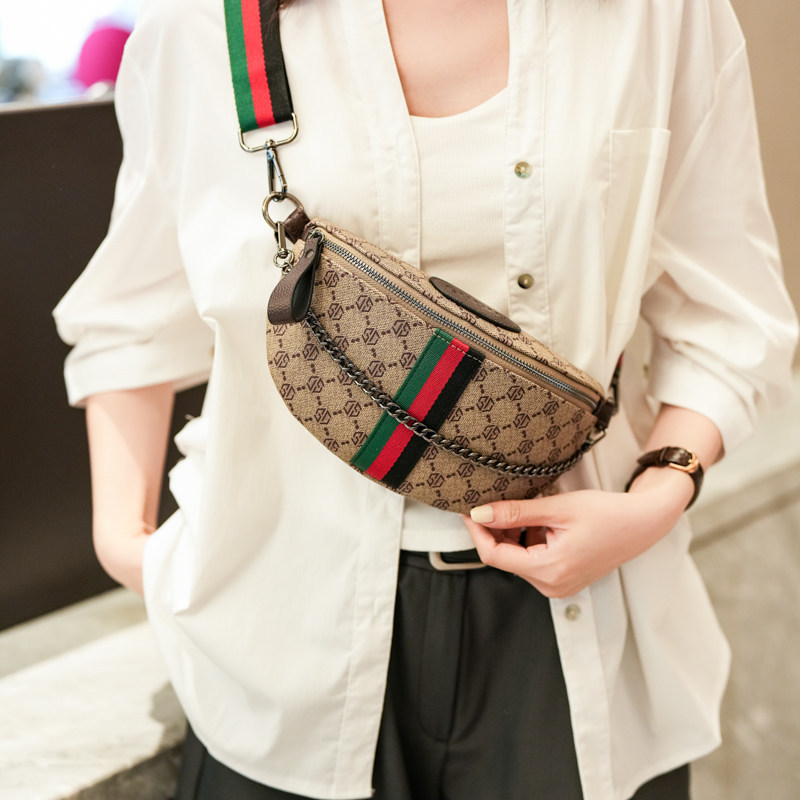 new Luxury Shoulder Bag Solid color basic shoulder bag for women versatile casual backpack for daily classes free shipping - view 3