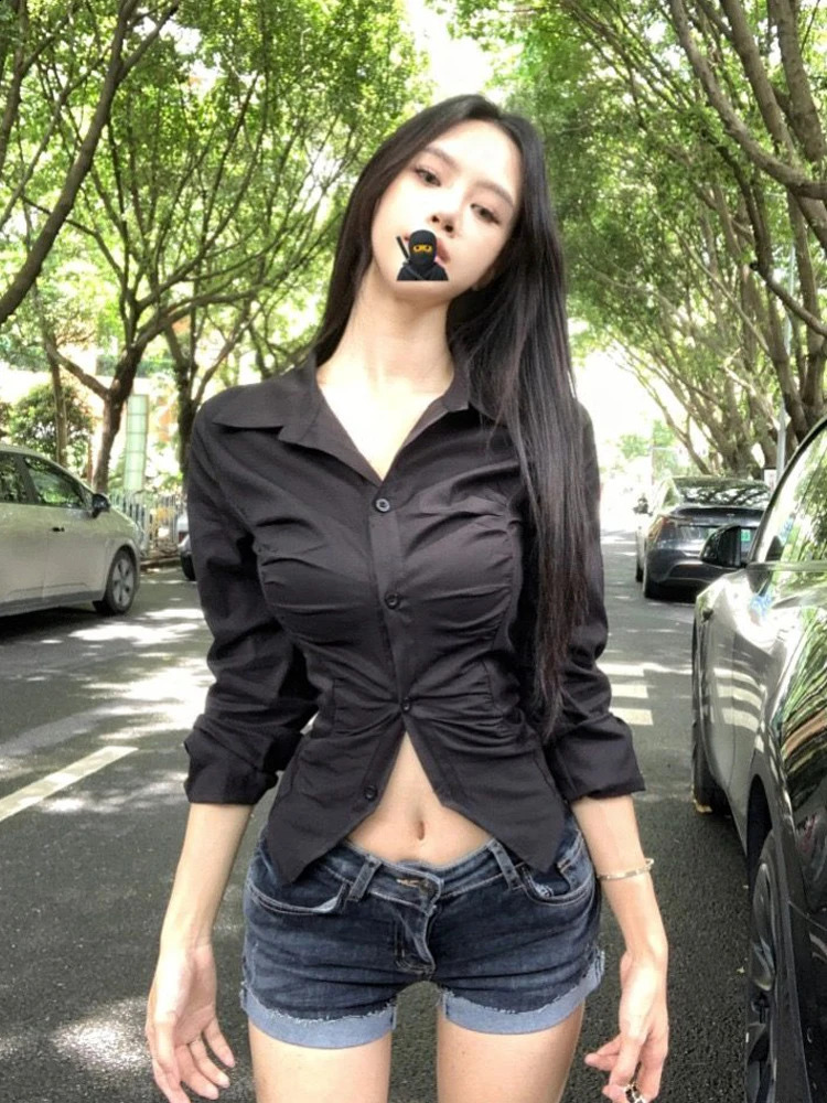 2025 Autumn Sexy Slim Women Black Shirts Korea Style Button Up Crop Tops Long Sleeve TurnDown Collar Shirt 260711banjia
