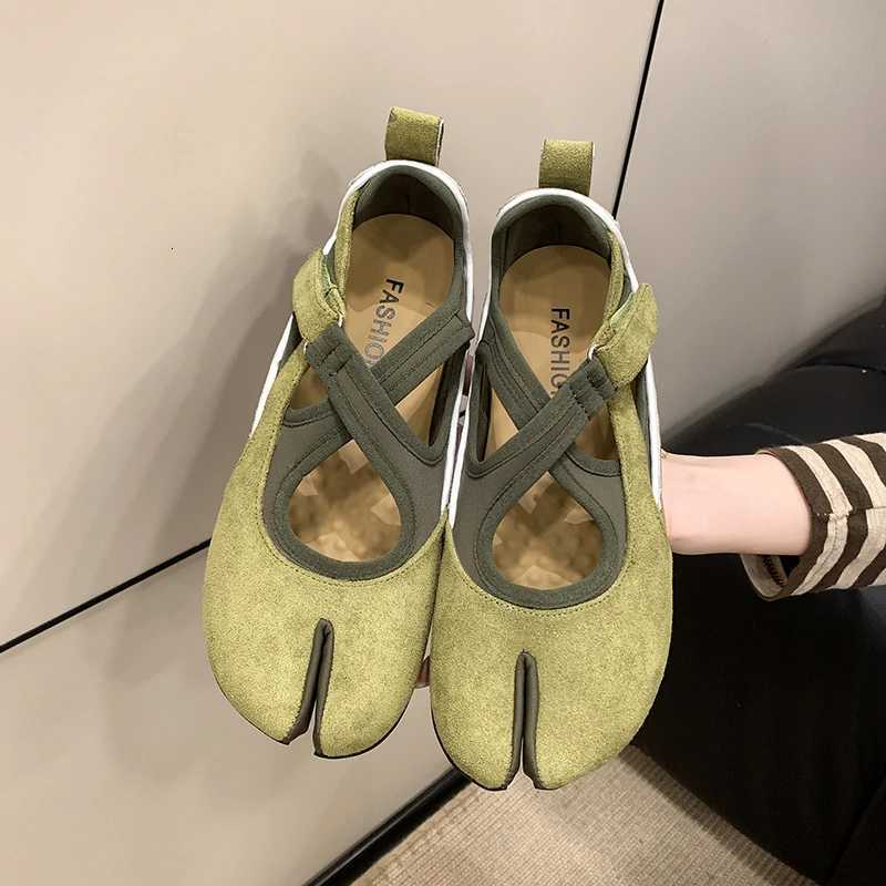 Ballet Womens Tabi 2026 New Flats Cross Strap Soft Leather Casual Shoes for Women Daily Outdoor Street Wear All Seass H260714 - view 6