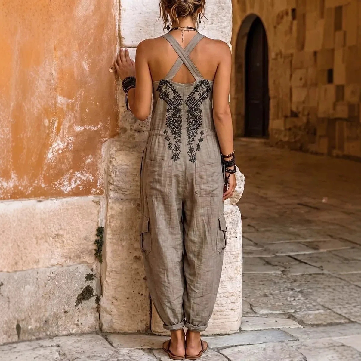 Women Boho Printed Halter Jumpsuit Sleeveless Drawstring Waist Multi Pocket Cargo Loose Summer Casual Outfits 260714banjia