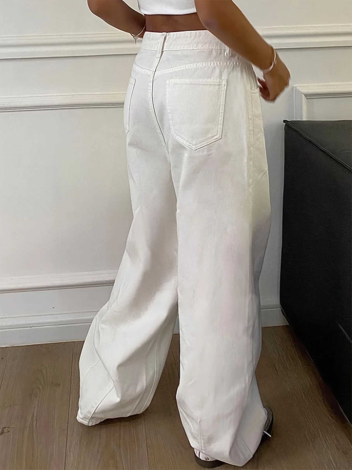 SpringSummer 2026 womens loose wide leg solid colored jeans casual and versatile with pleat details 260714banjia