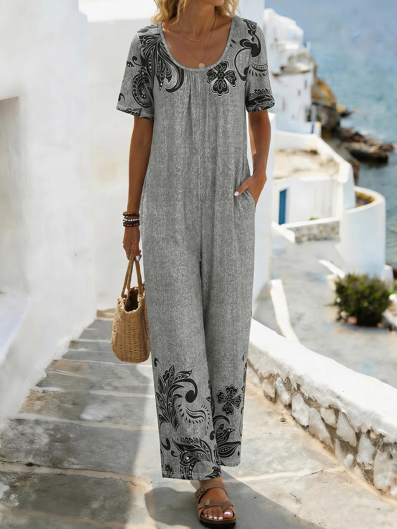 Womens Paisley Floral Print Short Sleeve Wide Leg Jumpsuit Scoop Neck Casual Romper with Pockets Summer Boho Outfit 260714banjia