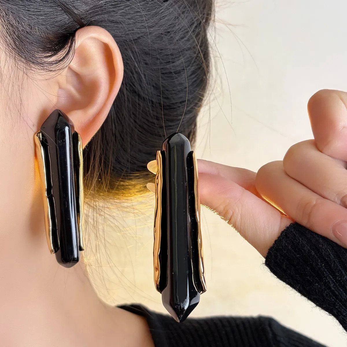 Individuality Ice Cone Resin Earrings Women Geometric Minimalist Exaggerated Style Earrings y Banquet Party Accessories 260715 - view 3