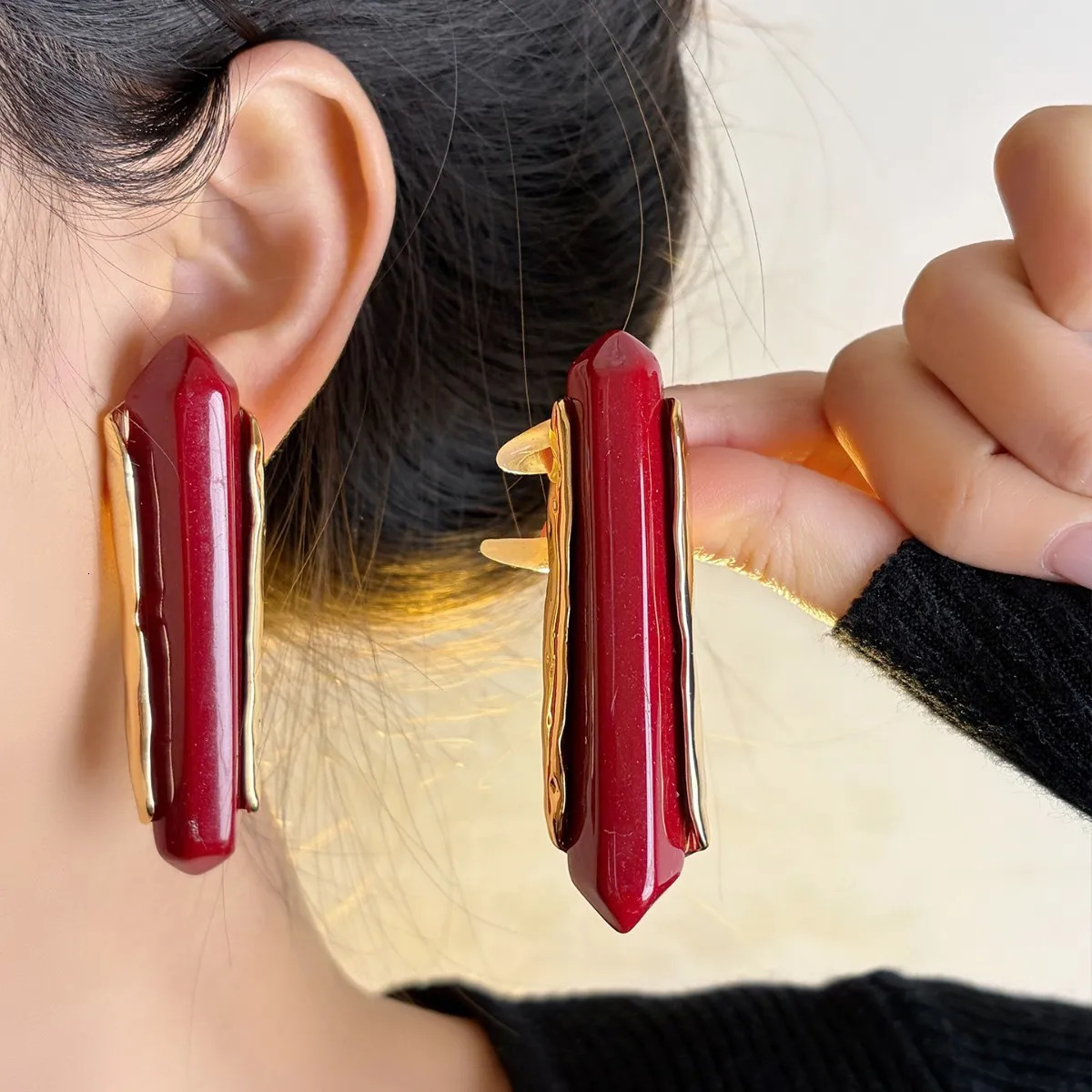 Individuality Ice Cone Resin Earrings Women Geometric Minimalist Exaggerated Style Earrings y Banquet Party Accessories 260715