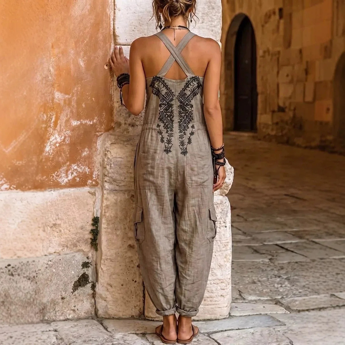 Women Boho Printed Halter Jumpsuit Sleeveless Drawstring Waist Multi Pocket Cargo Loose Summer Casual Outfits 260714banjia