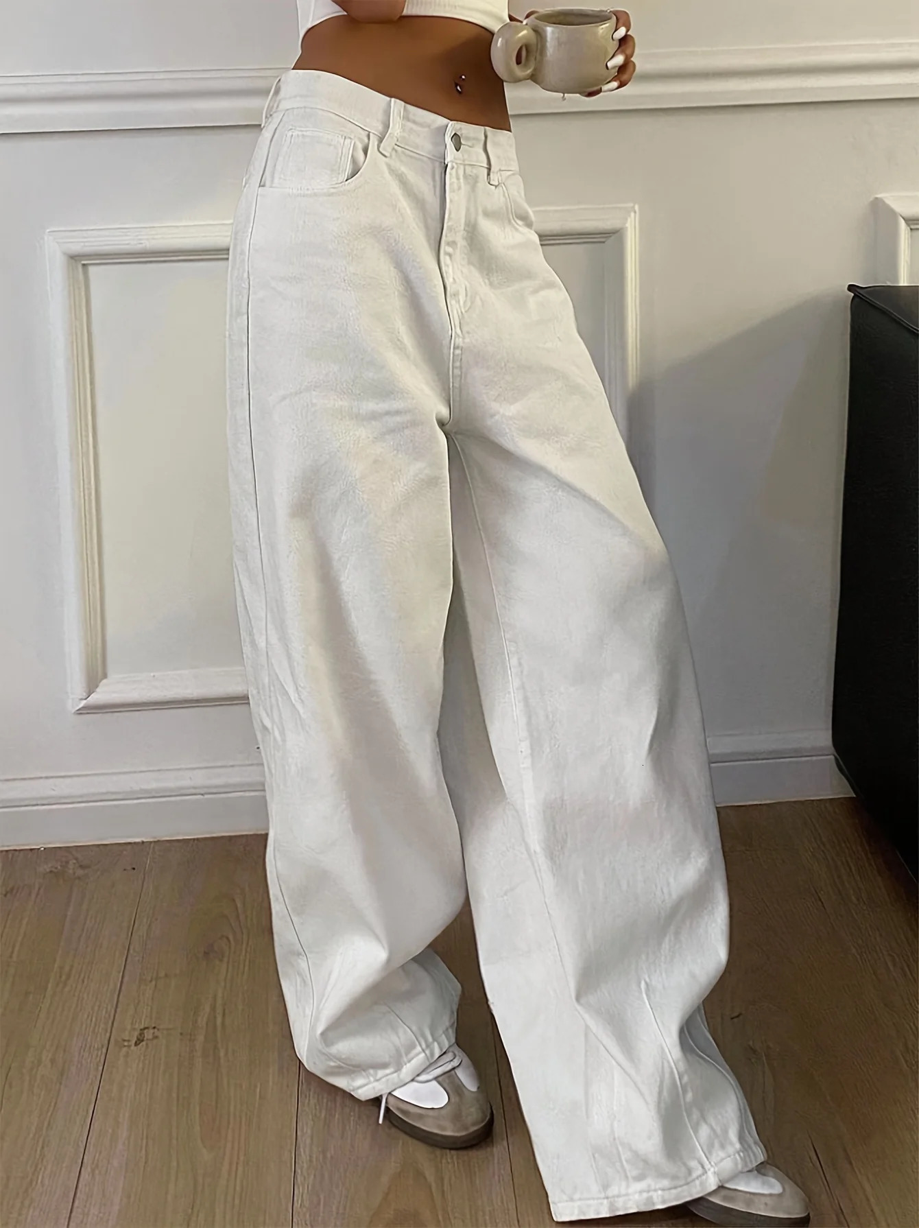 SpringSummer 2026 womens loose wide leg solid colored jeans casual and versatile with pleat details 260714banjia