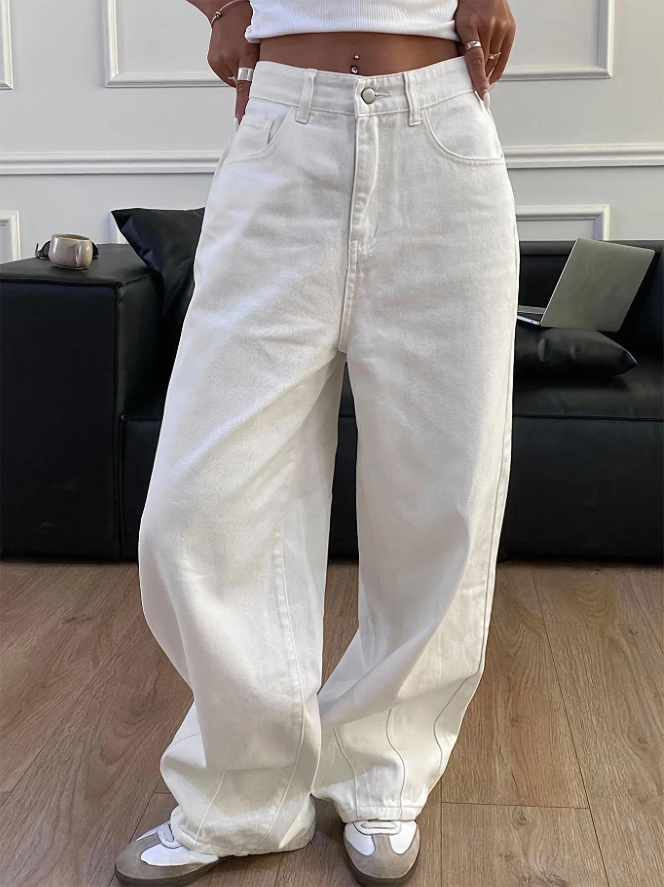 SpringSummer 2026 womens loose wide leg solid colored jeans casual and versatile with pleat details 260714banjia