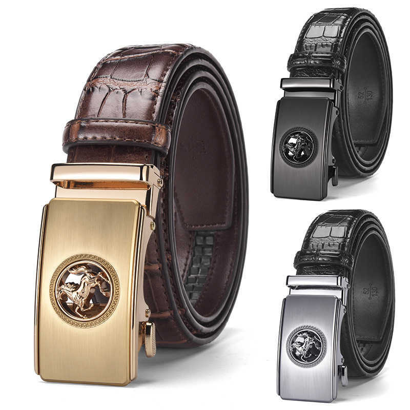 Crocodile-patterned leather belt for men, alloy automatic snap buckle, cowhide waist belt, accessory for jeans, casual and versatile.T260721