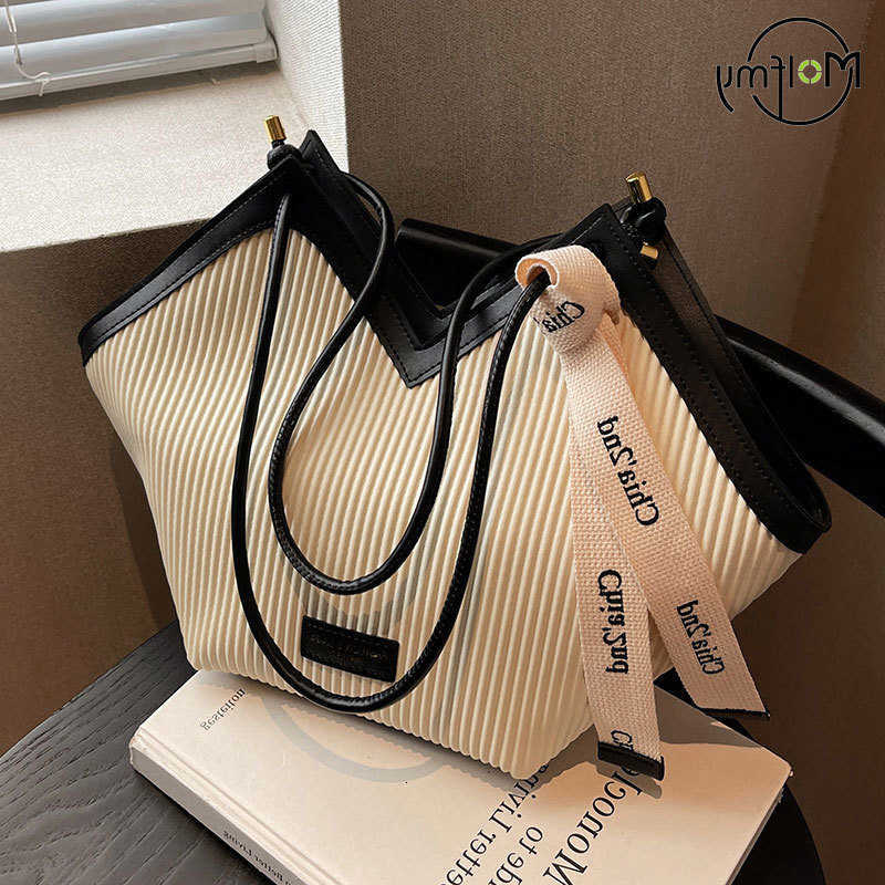 Bags PU Womens Fashion Ladies Designer Luxury Women Shoulder Handbag Large Capacity Heart-shaped Tote Bag Bolsos De Mujer 2025T260721