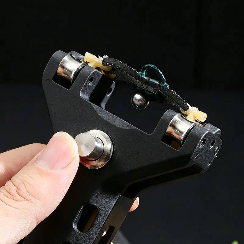 High Precision 3D Automatic Loading Rapid Fire Slingshot Outdoor Sports Entertainment Powerful Hunting Tool W260629 W260707 - view 3